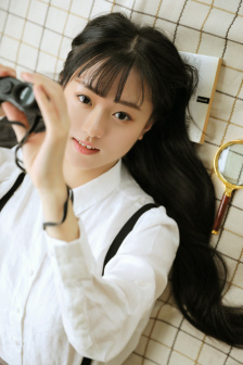 美少女的谎言